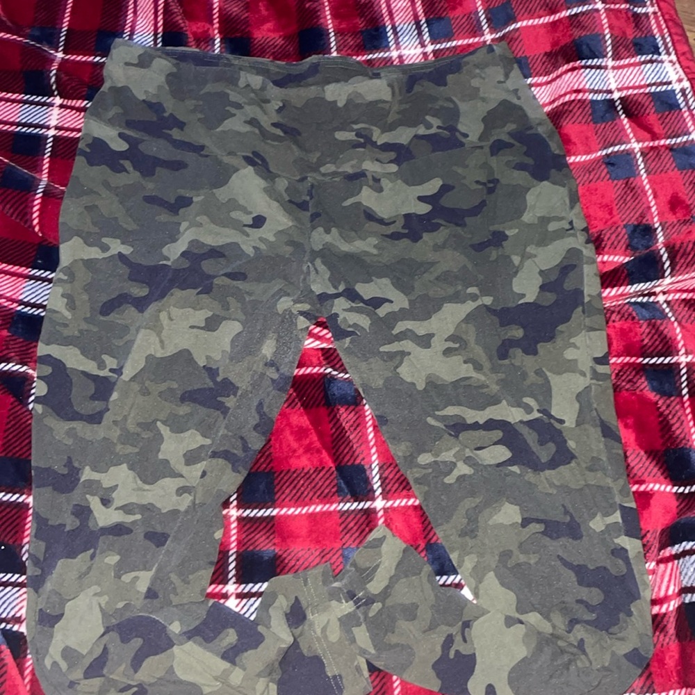 camo plus leggings